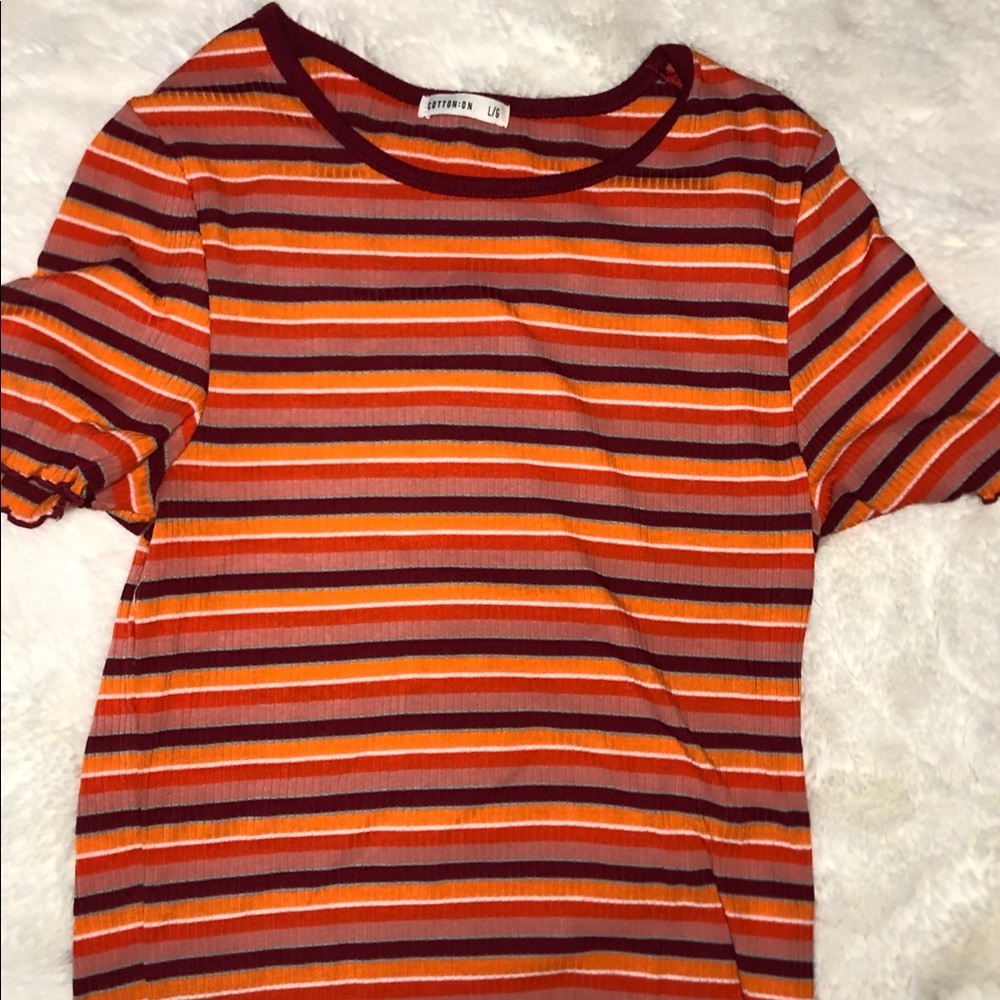 Multi colored stripe lettuce edge top